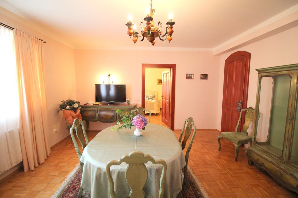 Hotel-Appartement-Villa Ulenburg Dresden Exteriör bild