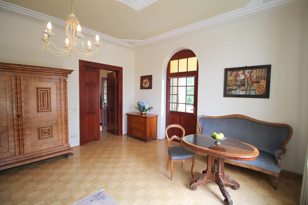 Hotel-Appartement-Villa Ulenburg Dresden Exteriör bild