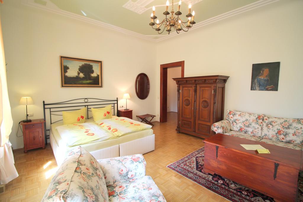 Hotel-Appartement-Villa Ulenburg Dresden Exteriör bild