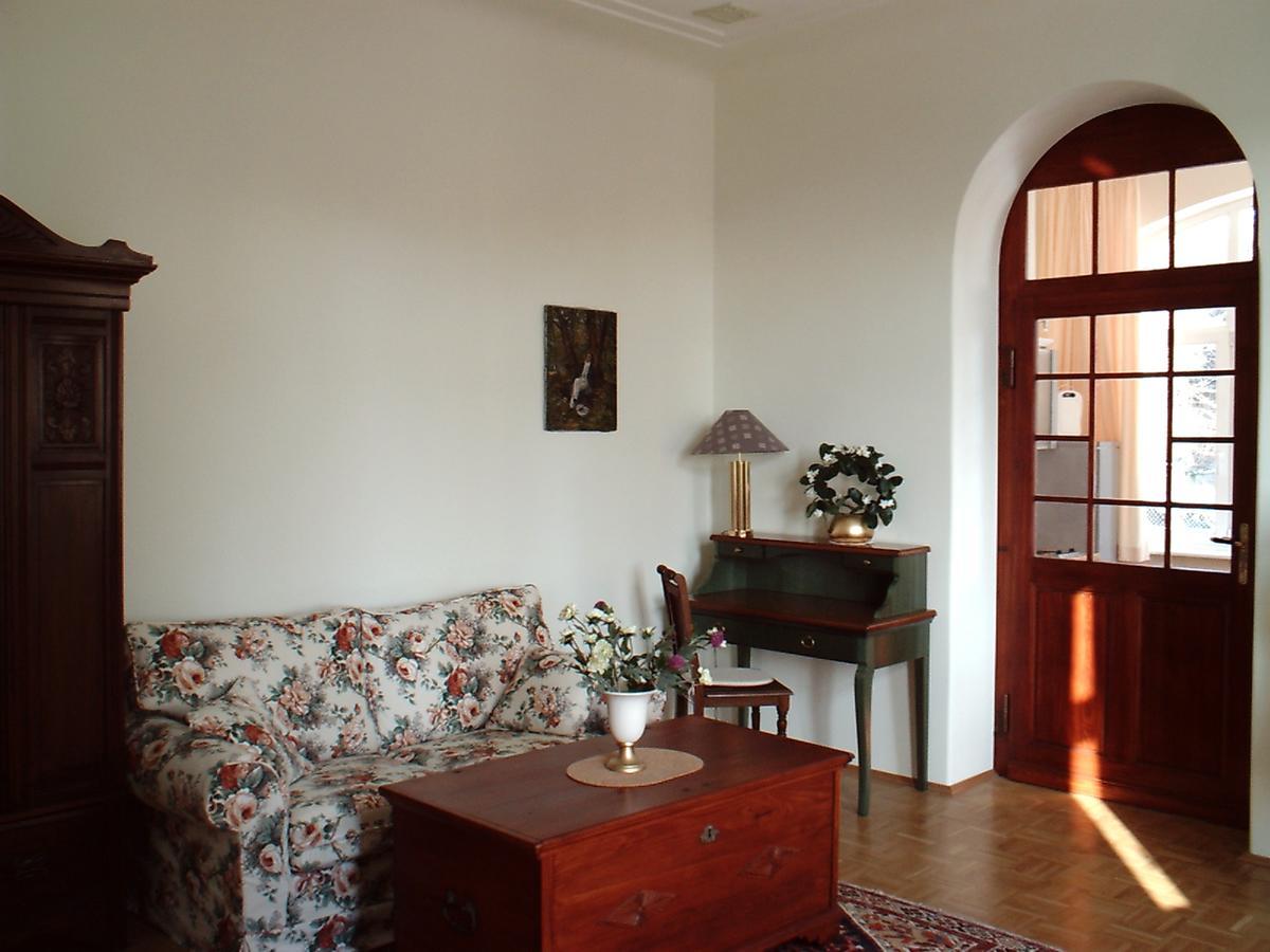 Hotel-Appartement-Villa Ulenburg Dresden Exteriör bild